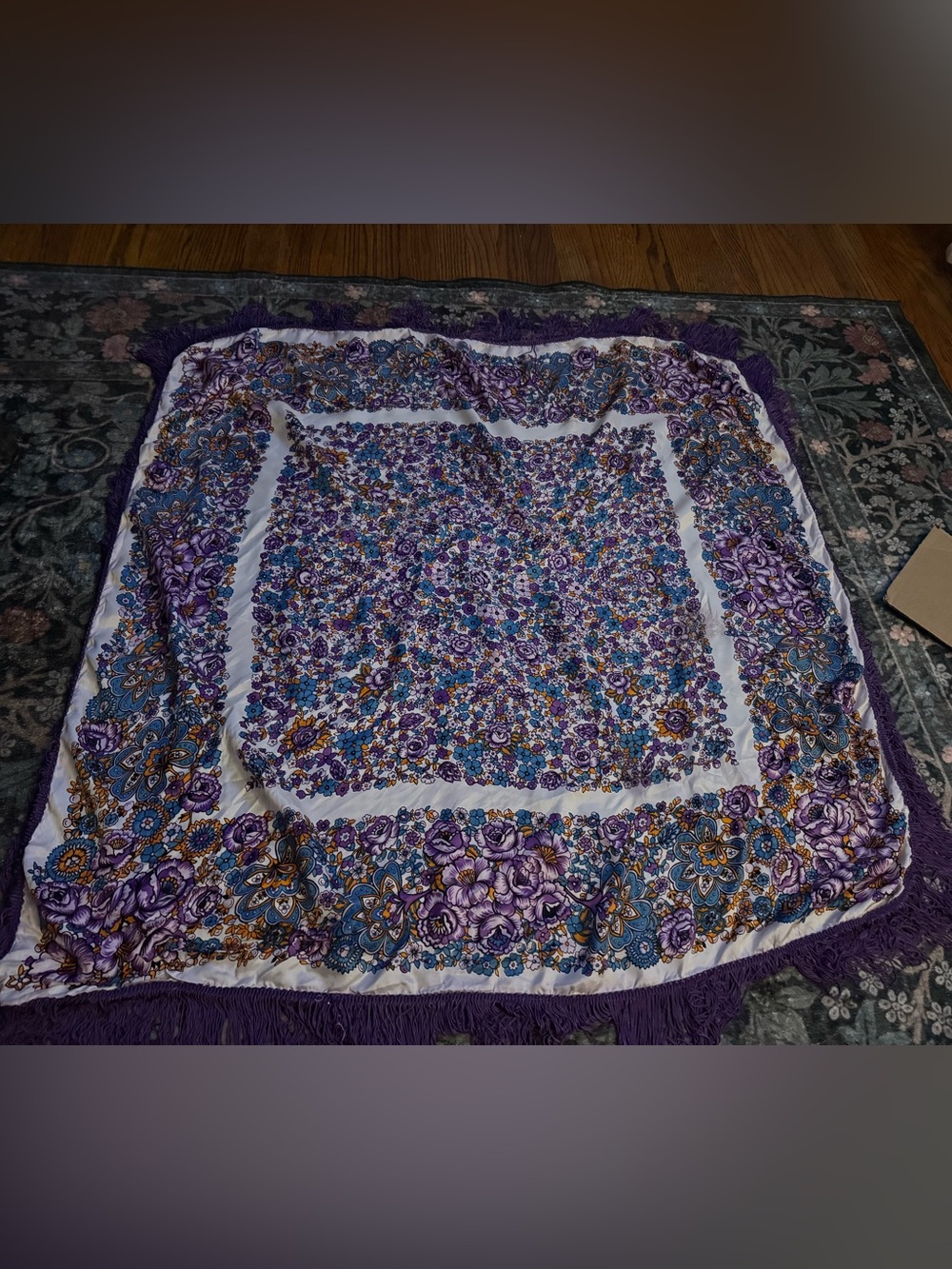 VTG 1970s Floral Fringed Piano Shaw, or Decorative Table Topper